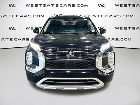 Used 2022 Mitsubishi Outlander SE image 4