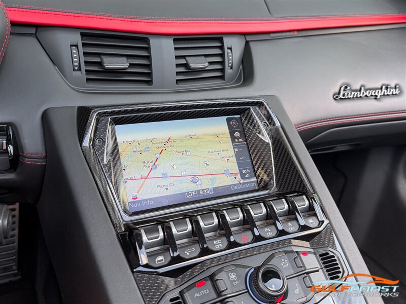 Used 2019 Lamborghini Aventador S AWD/4WD image 18