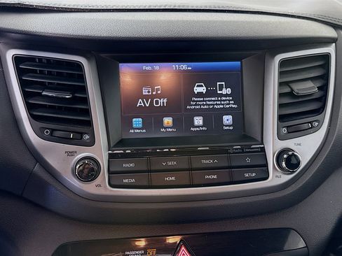 Used 2018 Hyundai Tucson SEL w/ Cargo Package image 18