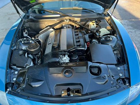 Used 2005 BMW Z4 3.0i image 11