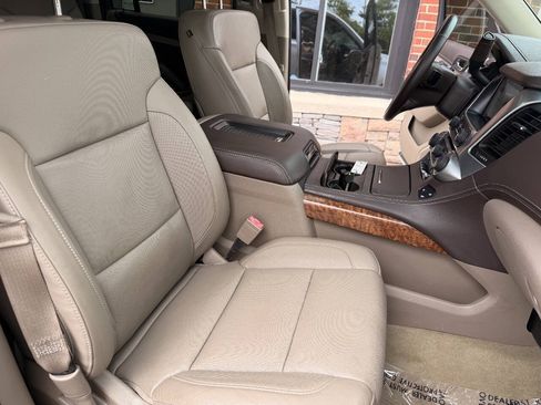Used 2016 Chevrolet Suburban LTZ AWD/4WD image 22