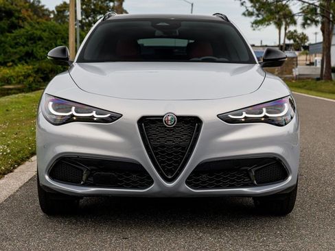 New 2025 Alfa Romeo Stelvio Sprint image 8