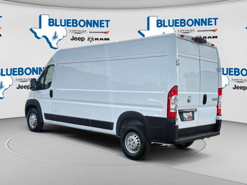 Used 2026 RAM ProMaster 2500 w/ Convenience Group FWD image 7