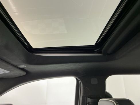 Used 2024 GMC Sierra 2500 AT4X image 25