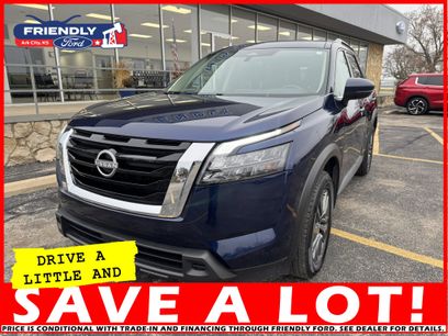 Used 2024 Nissan Pathfinder SV