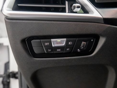 New 2026 BMW 330i xDrive Sedan w/ M Sport Package image 19