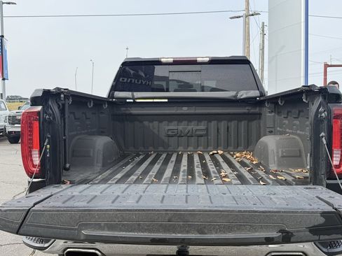 Used 2020 GMC Sierra 1500 SLT image 7