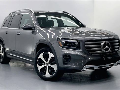 Used 2025 Mercedes-Benz GLB 250 image 6