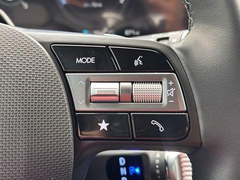 Used 2026 Hyundai Ioniq 5 SEL image 26