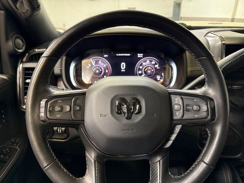 Used 2024 RAM 2500 Limited image 33