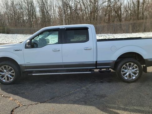 Used 2017 Ford F150 XLT w/ Equipment Group 302A Luxury image 7