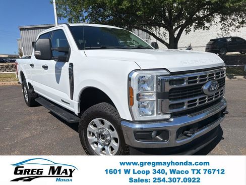 Used 2024 Ford F250 XLT image 1