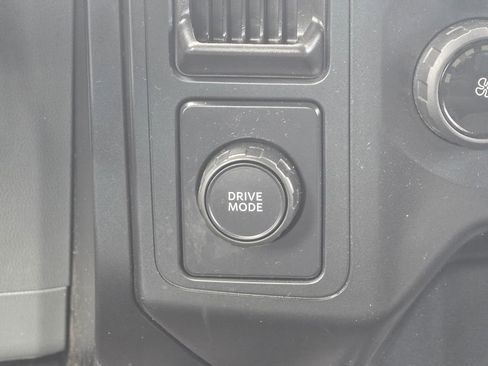 Used 2021 Ford F150 XL w/ Equipment Group 101A High RWD image 17