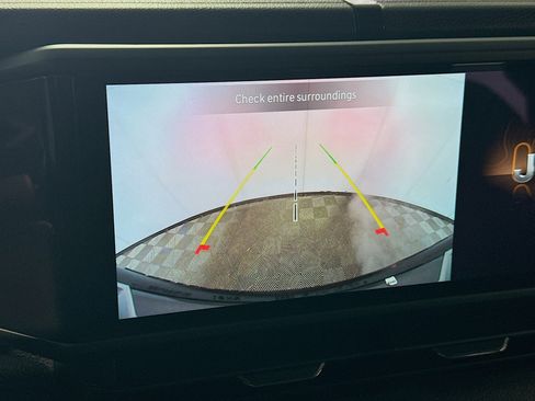 Used 2024 Jeep Wrangler Unlimited w/ Convenience Group image 2