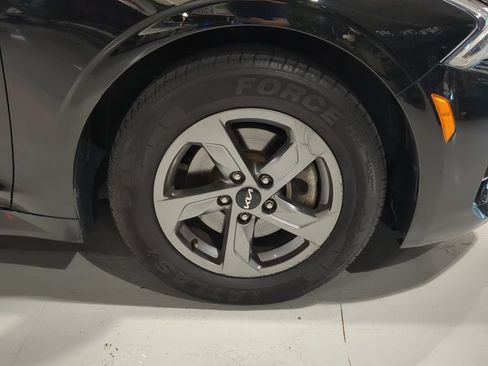 Used 2022 Kia K5 LXS FWD image 6