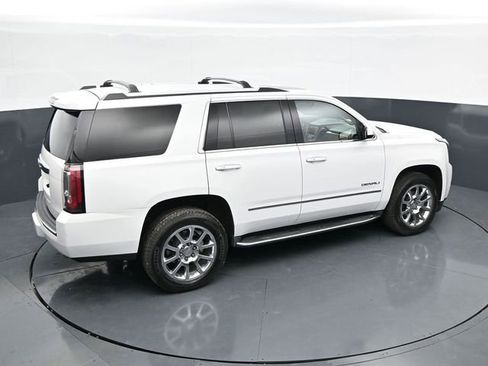 Used 2020 GMC Yukon Denali w/ Open Road Package AWD/4WD image 32
