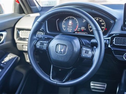 Used 2023 Honda Civic Sport image 17