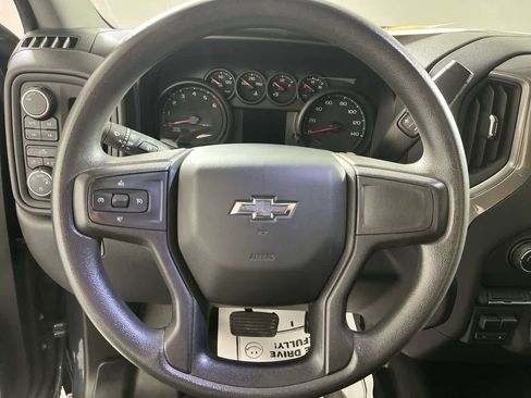Used 2021 Chevrolet Silverado 1500 Custom Trail Boss AWD/4WD image 16