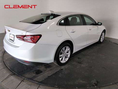 Used 2022 Chevrolet Malibu LT FWD image 4