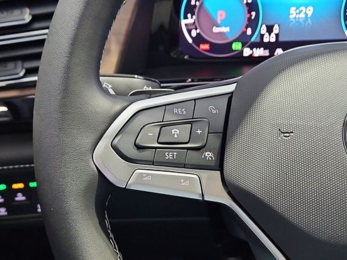 New 2026 Volkswagen Atlas SE FWD image 22