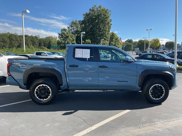 Used 2026 Toyota Tacoma TRD Off-Road AWD/4WD image 7