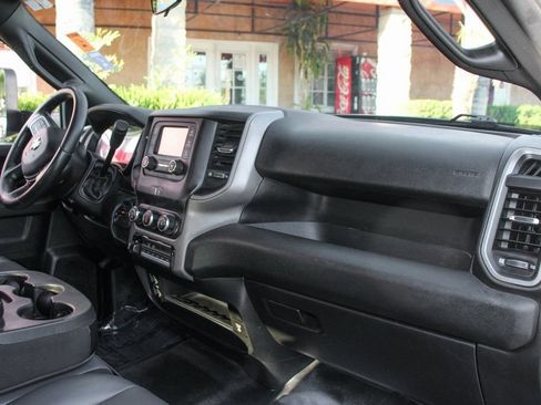 Used 2022 RAM 3500 Tradesman w/ Chrome Appearance Group image 34