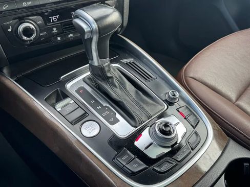 Used 2015 Audi Q5 2.0T Premium Plus w/ Technology Package image 18