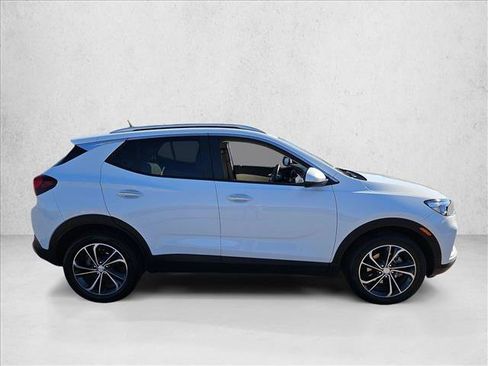 Used 2023 Buick Encore GX Select w/ Safety Package II FWD image 4