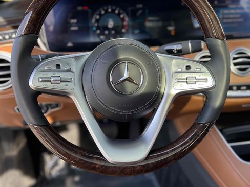 Used 2020 Mercedes-Benz S 560 4MATIC Coupe image 35
