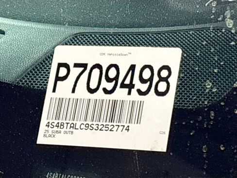 Certified 2025 Subaru Outback Onyx Edition image 26