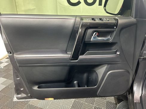Used 2022 Toyota 4Runner TRD Off-Road Premium image 26