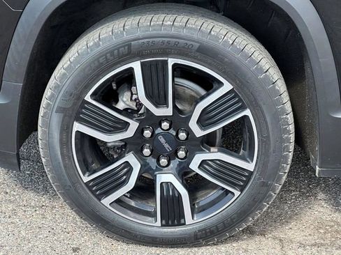 Used 2021 GMC Acadia SLE w/ Driver Convenience Package AWD/4WD image 11