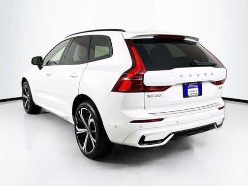 Used 2024 Volvo XC60 B5 Ultimate w/ Protection Package Premier AWD/4WD image 6