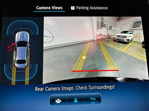 Used 2025 Mercedes-Benz C 300 4MATIC Sedan image 39