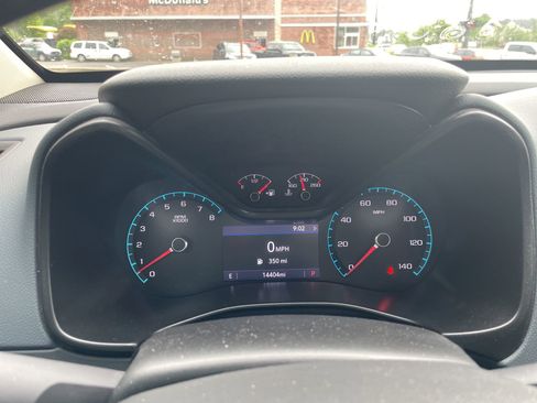 Used 2022 Chevrolet Colorado Z71 AWD/4WD image 17