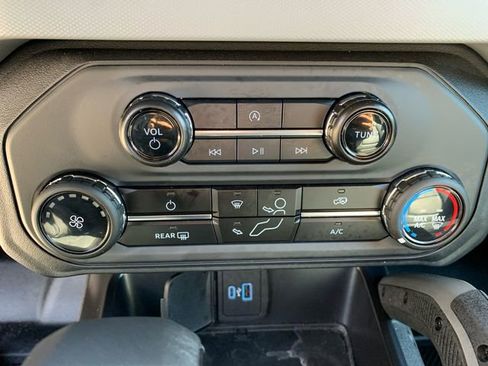 Used 2024 Ford Bronco Big Bend AWD/4WD image 28