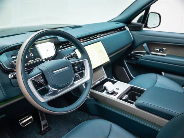 New 2026 Land Rover Range Rover SV AWD/4WD image 17