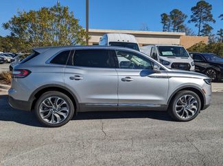 Used 2023 Lincoln Nautilus Reserve w/ Equipment Group 201A video 4