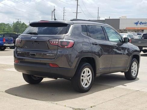 Used 2019 Jeep Compass Sport w/ Cold Weather Group AWD/4WD image 4