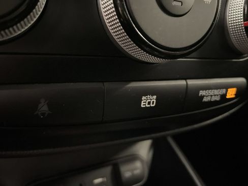 Used 2016 Kia Soul + w/ Designer's Package FWD image 28