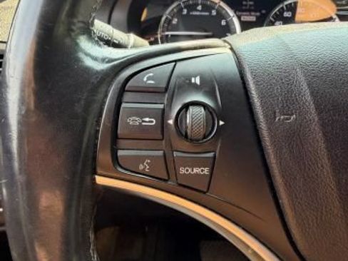 Used 2017 Acura MDX SH-AWD image 19