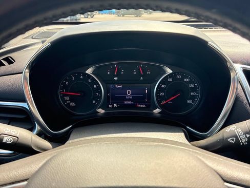 Used 2021 Chevrolet Equinox LT AWD/4WD image 15