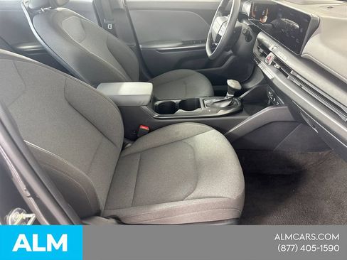 Used 2025 Kia K4 FWD image 17