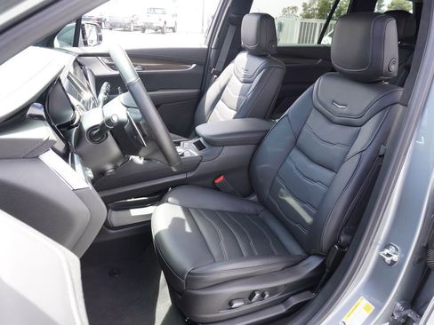 New 2025 Cadillac XT6 Sport w/ Platinum Package image 14