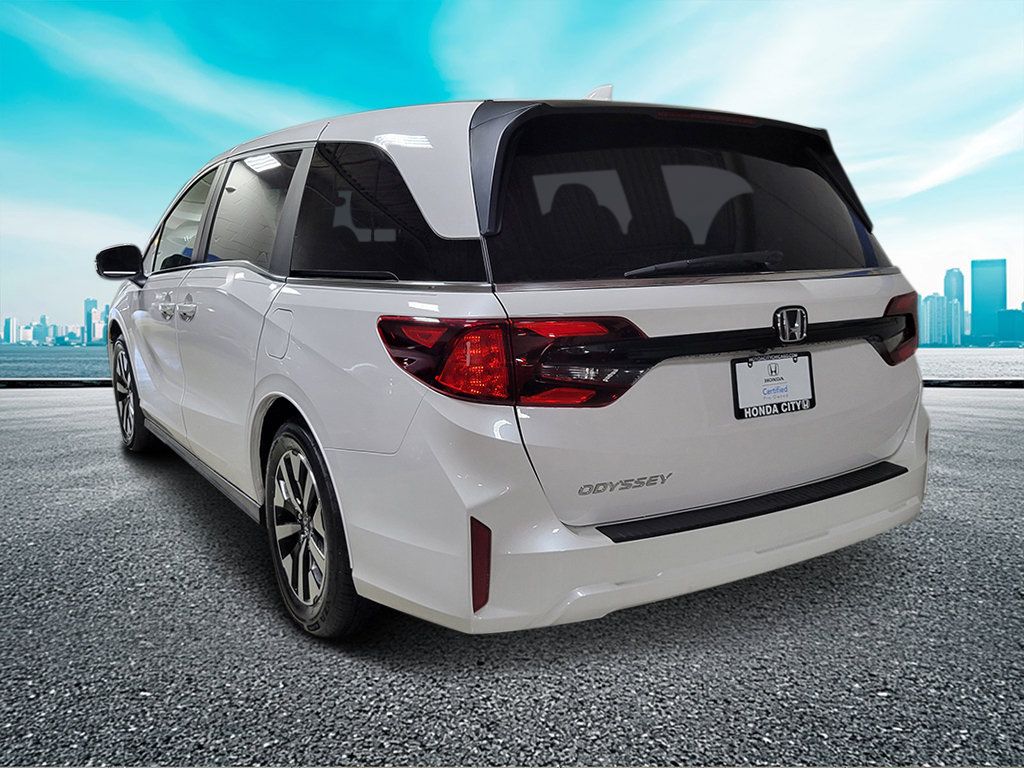 Certified 2026 Honda Odyssey EX-L image 3
