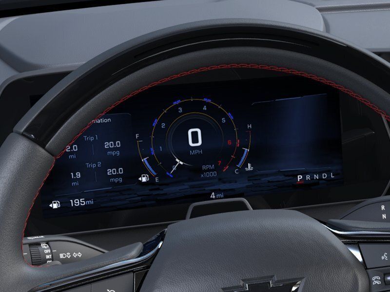 New 2027 Chevrolet Traverse RS w/ LPO, Floor Liner Package FWD image 18