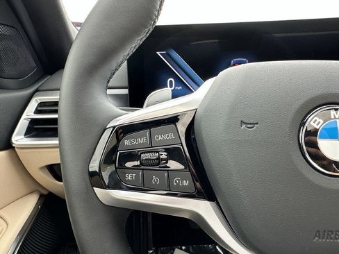 Used 2025 BMW 330i xDrive Sedan w/ Premium Package image 14