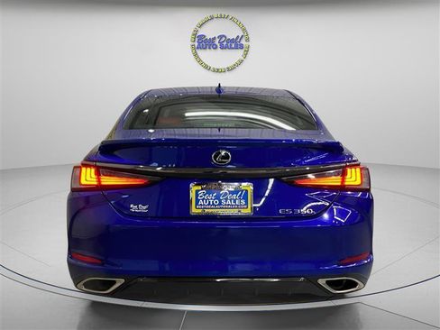 Used 2022 Lexus ES 350 F Sport w/ Accessory Package 2 image 4
