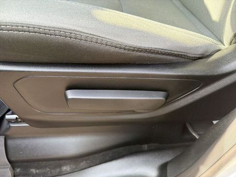 Used 2020 RAM 1500 Big Horn AWD/4WD image 16