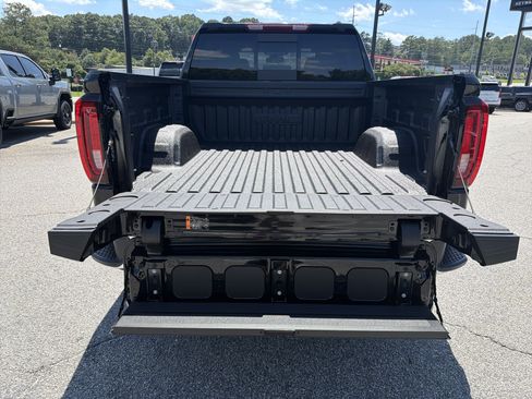 New 2026 GMC Sierra 1500 SLT w/ SLT Premium Plus Package RWD image 19